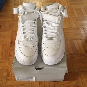 Nike Air Force 1 Mid ‘07.  Size 13